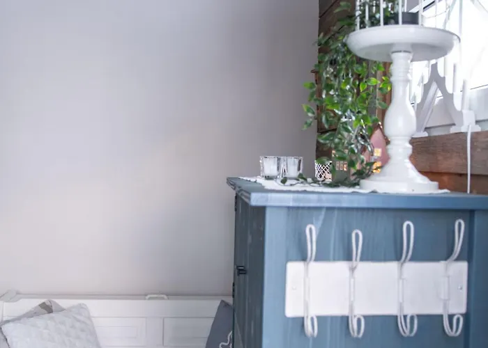 Yoe Ylisillae Kaupungin Kainalossa *